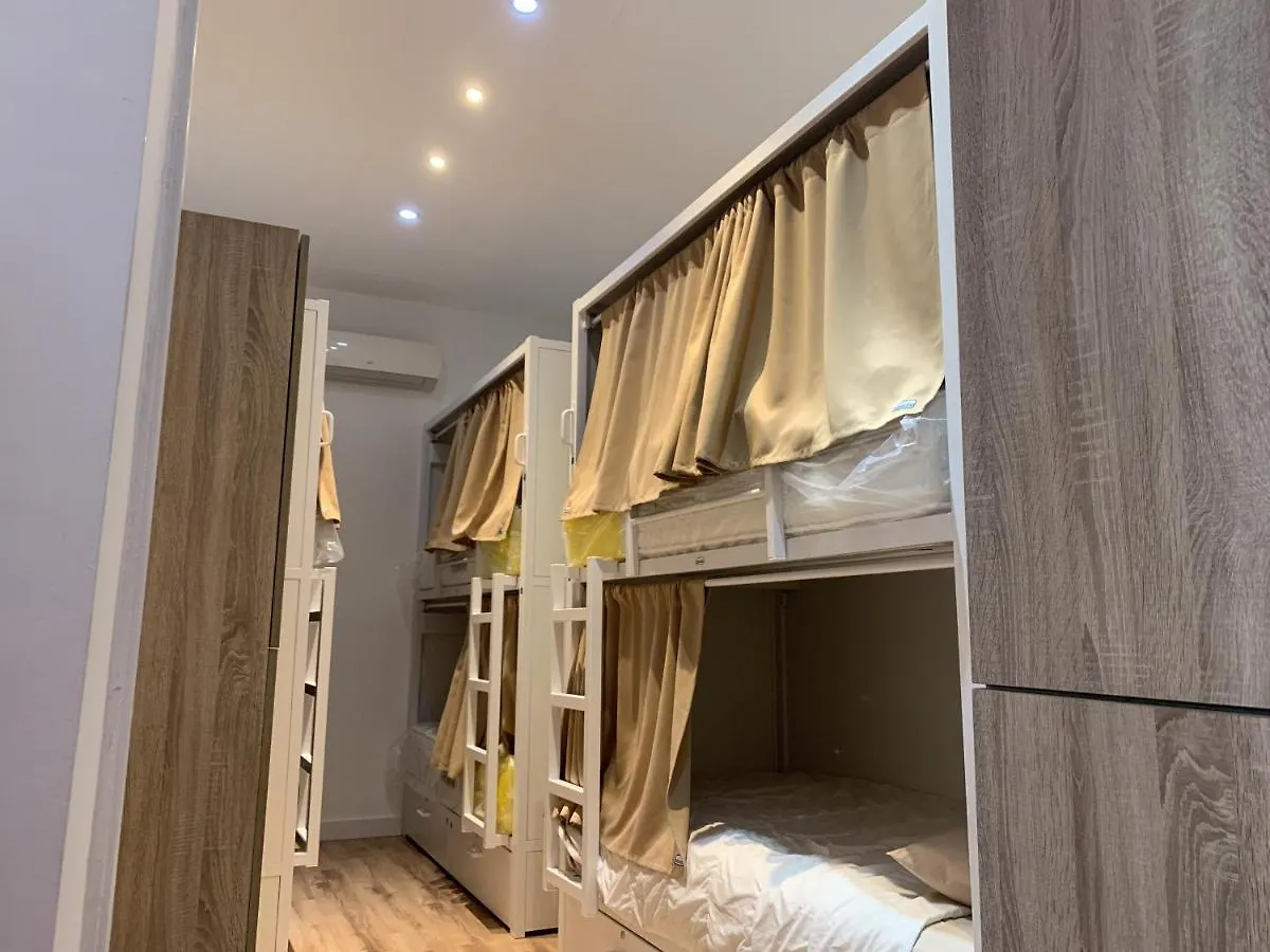Coimpact Coliving Bruc 0*, Barcelona
